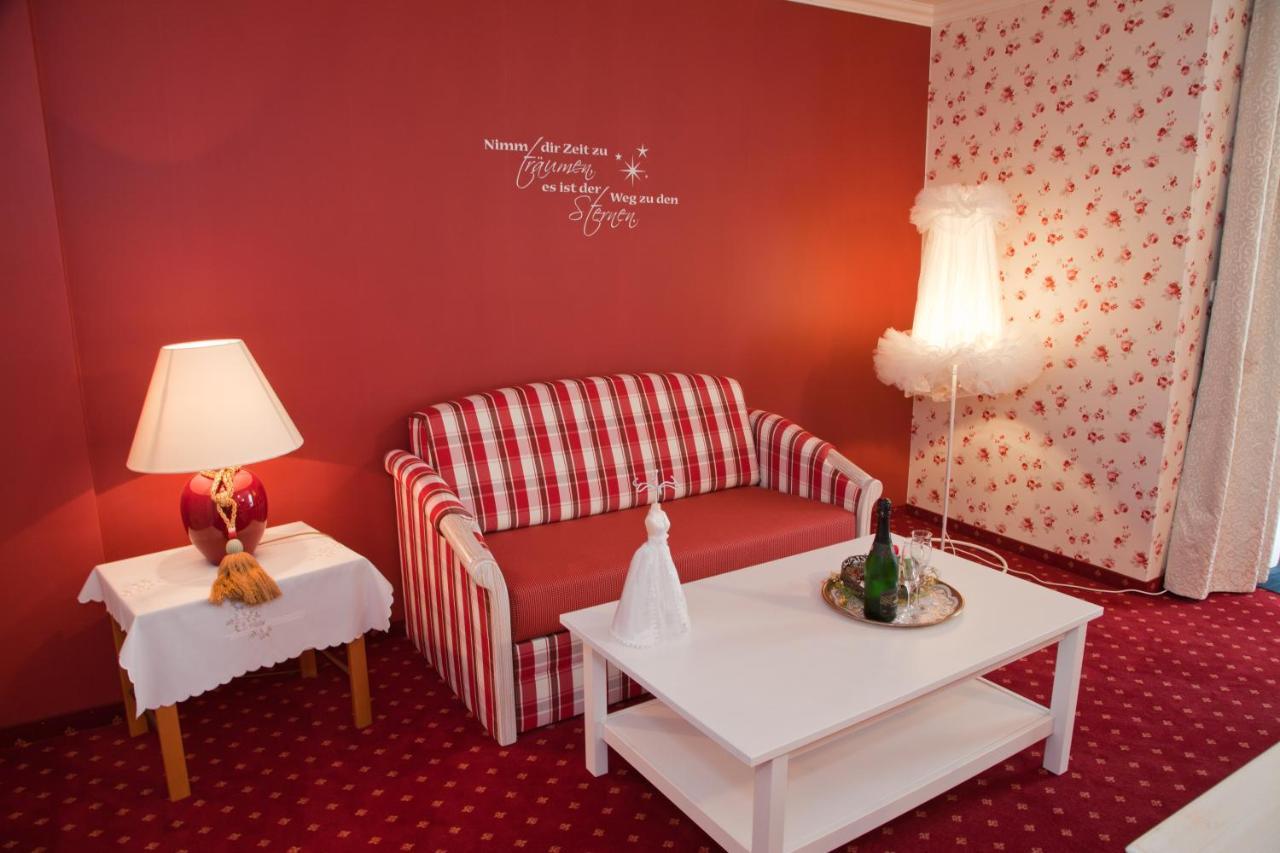 Alter Landkrug Hotel Nortorf Bagian luar foto