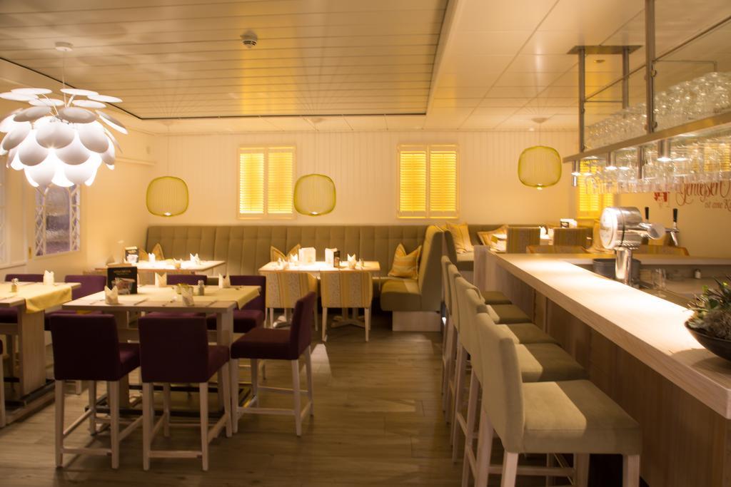 Alter Landkrug Hotel Nortorf Bagian luar foto